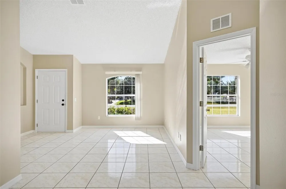 106 LA MANCHA DRIVE Palm Coast, FL 32137