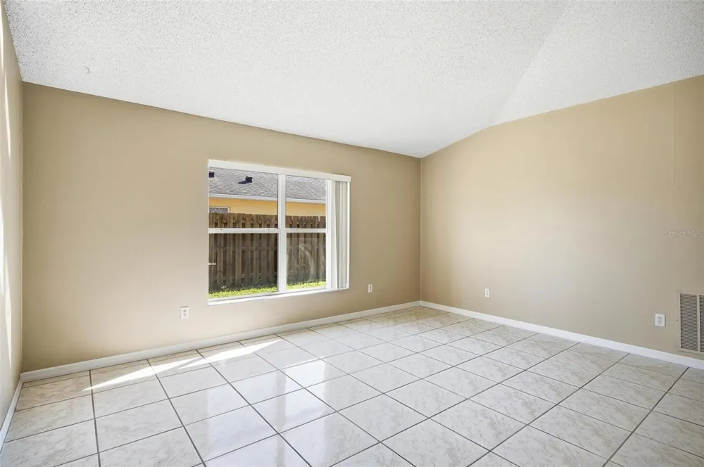 106 LA MANCHA DRIVE Palm Coast, FL 32137