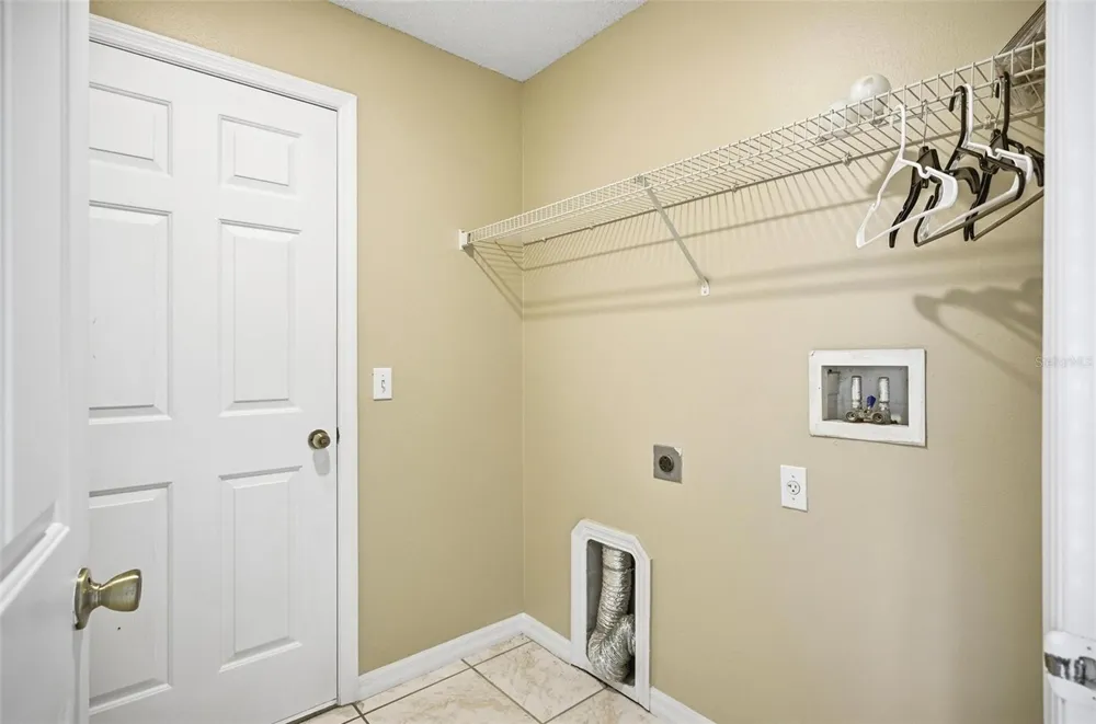 106 LA MANCHA DRIVE Palm Coast, FL 32137