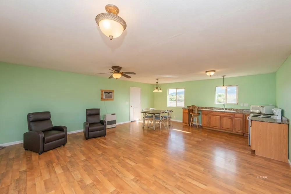 1095 Hyampom Rd Hayfork, CA 96041