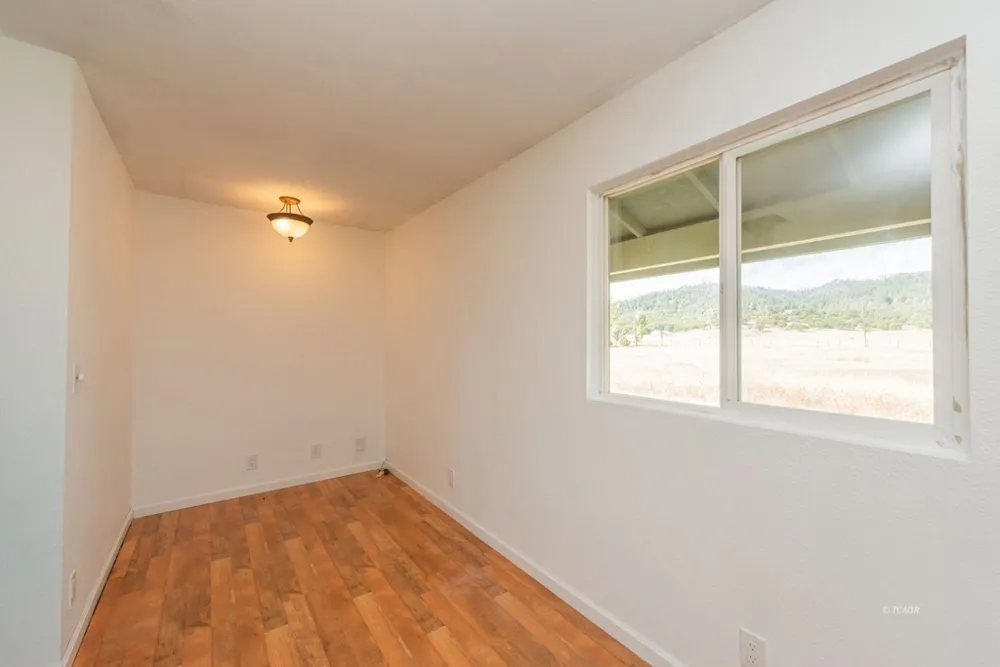 1095 Hyampom Rd Hayfork, CA 96041