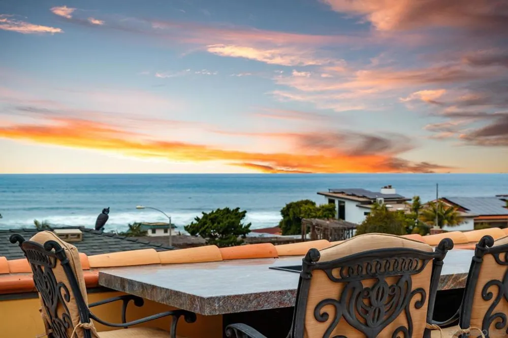 7344 Olivetas Ave La Jolla, CA 92037