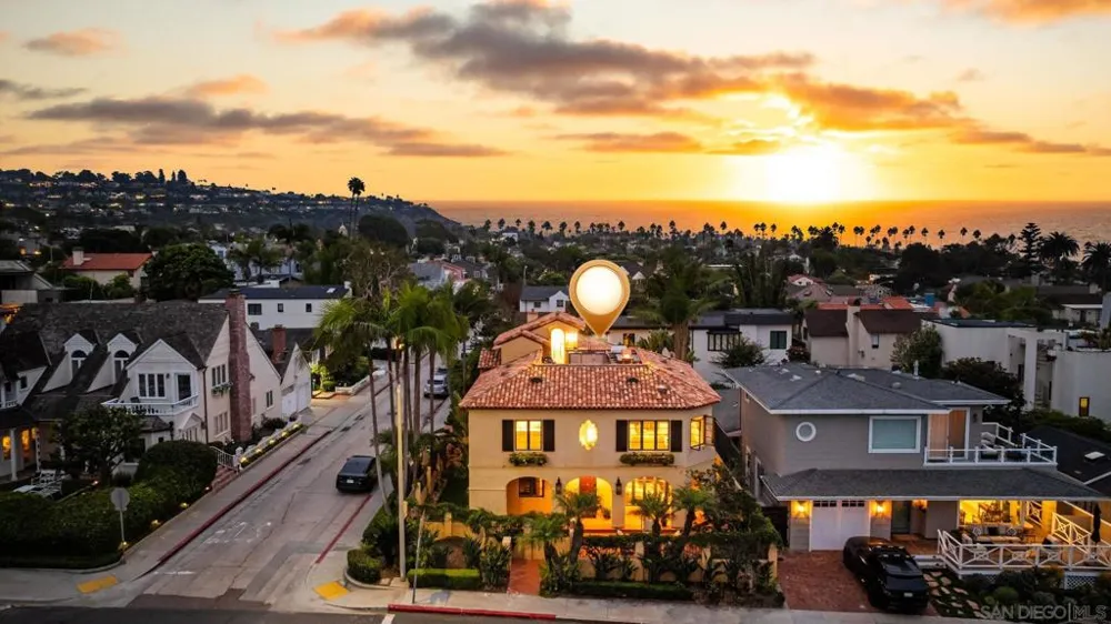 7344 Olivetas Ave La Jolla, CA 92037