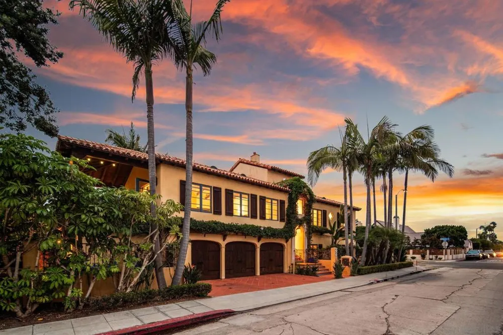 7344 Olivetas Ave La Jolla, CA 92037