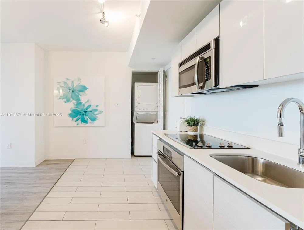 2602 E Hallandale Beach Blvd #R1206 Hallandale Beach, FL 33009