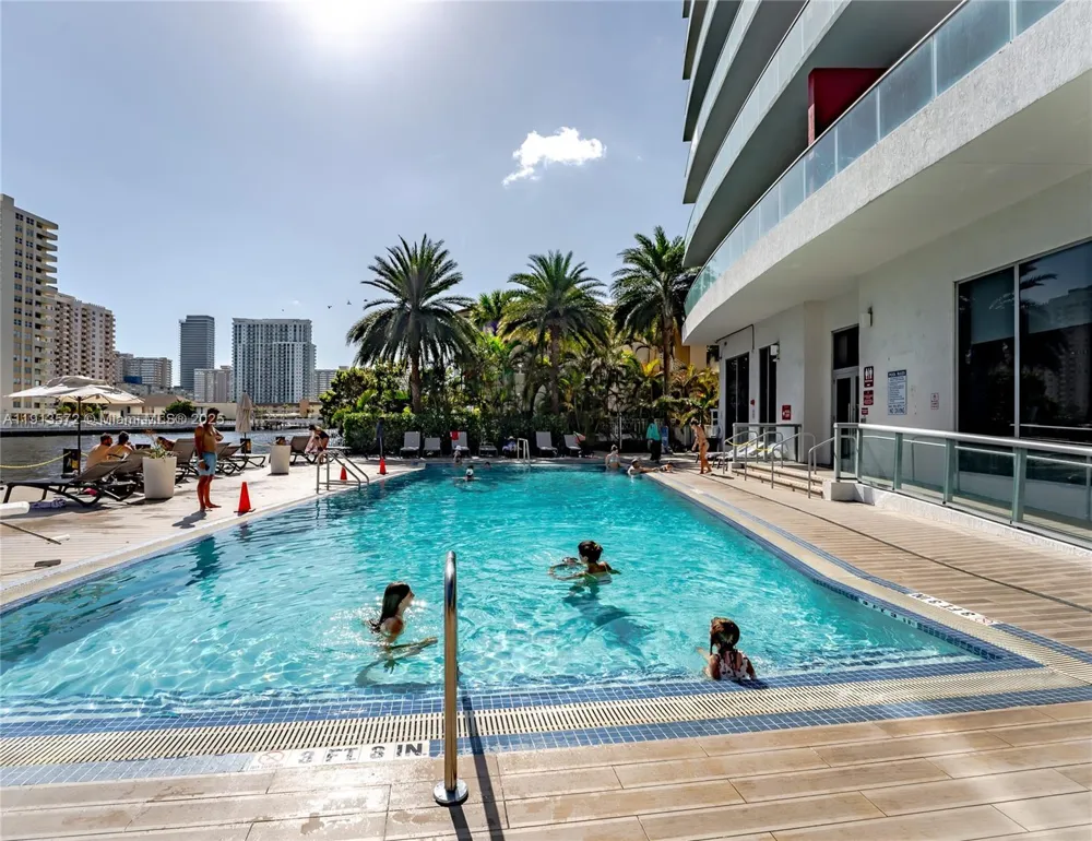 2602 E Hallandale Beach Blvd #R1206 Hallandale Beach, FL 33009