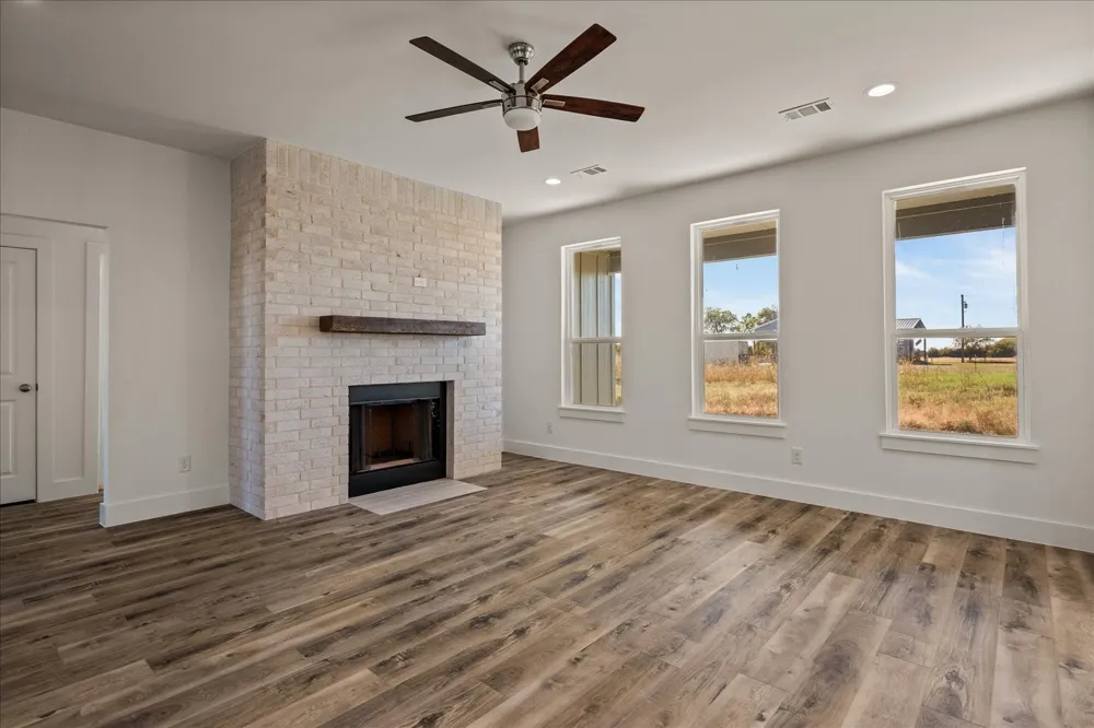 3232 Willow Road Celeste, TX 75423