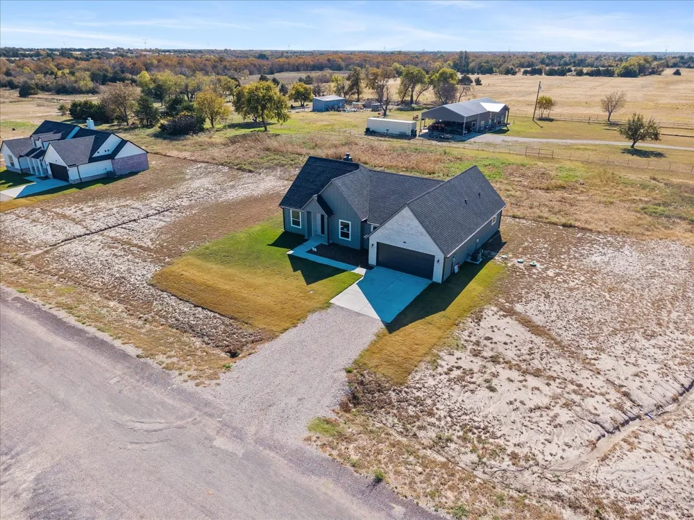 3232 Willow Road Celeste, TX 75423
