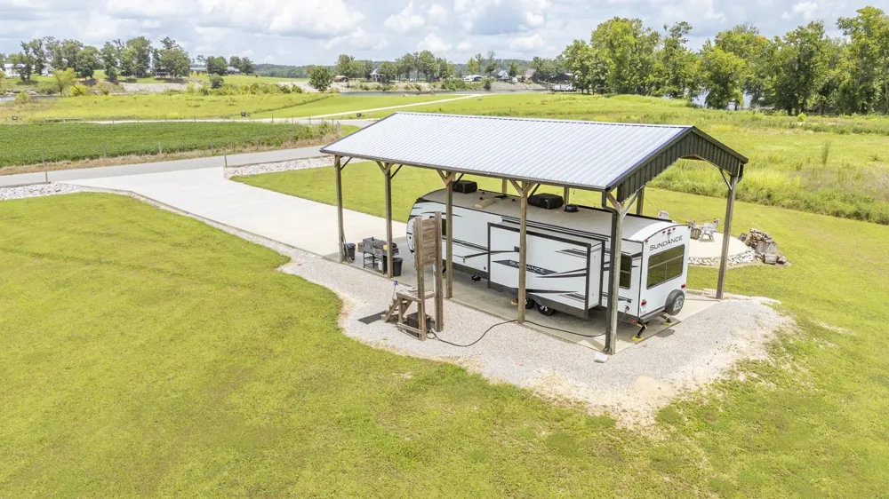 6425 CRAVENS RD Savannah, TN 38372