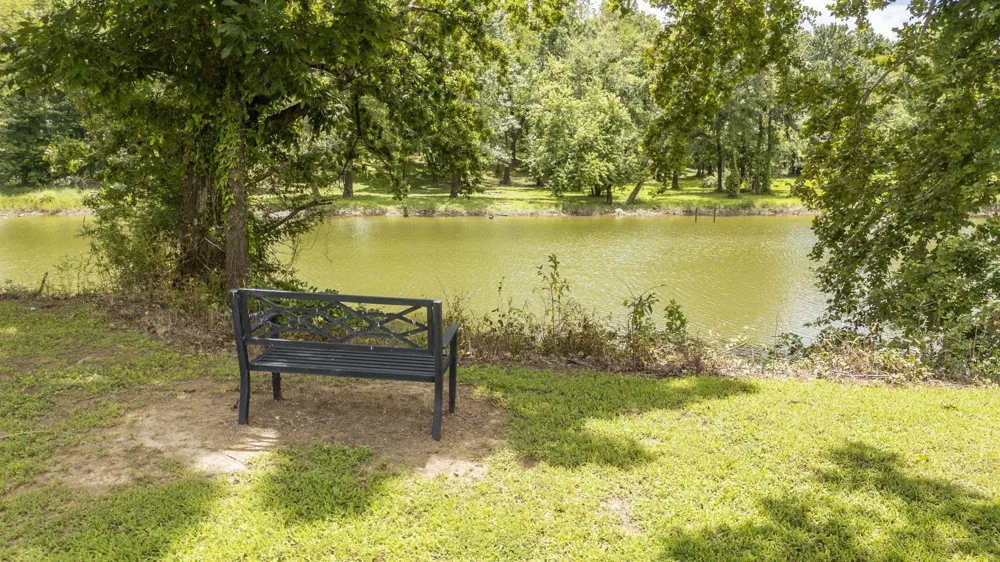 6425 CRAVENS RD Savannah, TN 38372