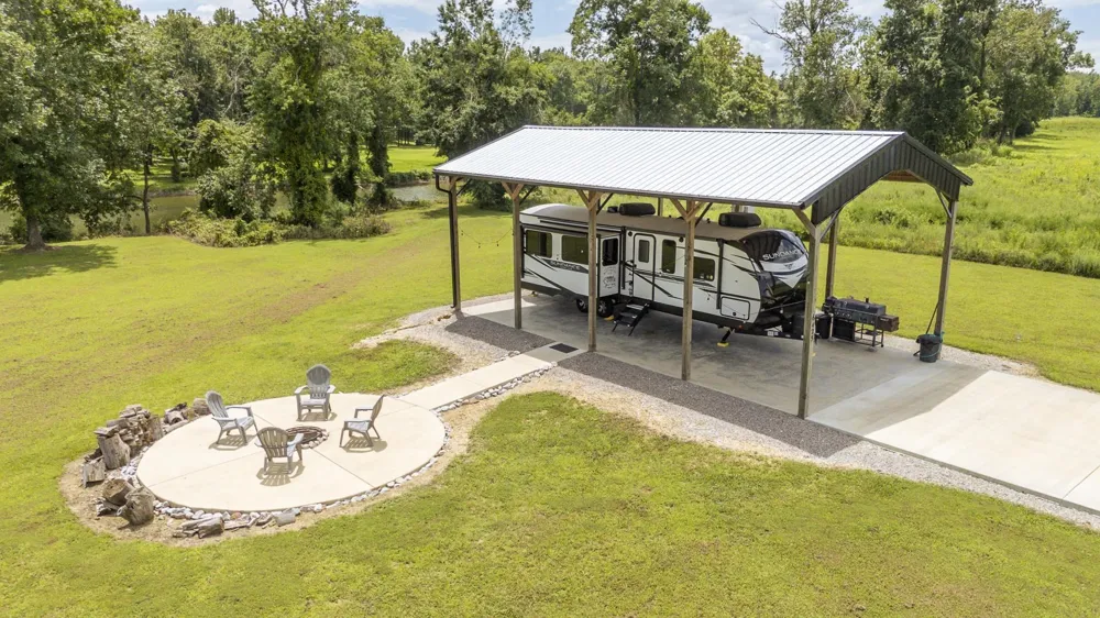 6425 CRAVENS RD Savannah, TN 38372