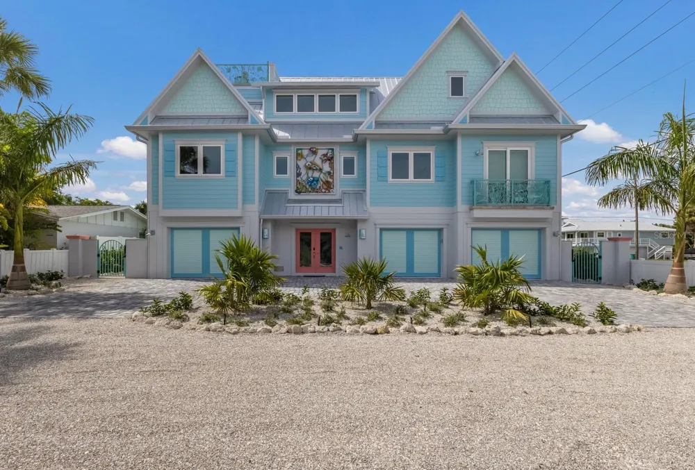118 MANGROVE AVENUE Anna Maria, FL 34216