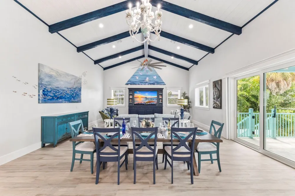 118 MANGROVE AVENUE Anna Maria, FL 34216