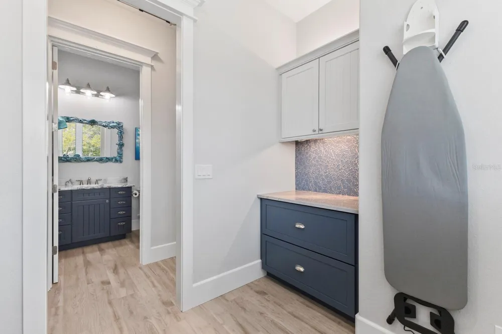 118 MANGROVE AVENUE Anna Maria, FL 34216