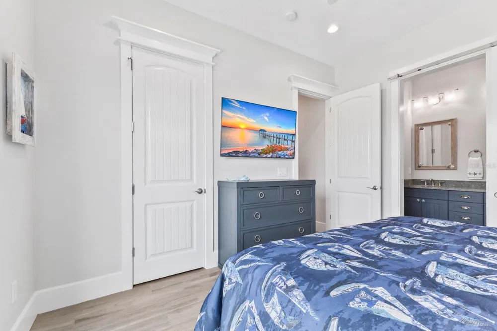 118 MANGROVE AVENUE Anna Maria, FL 34216
