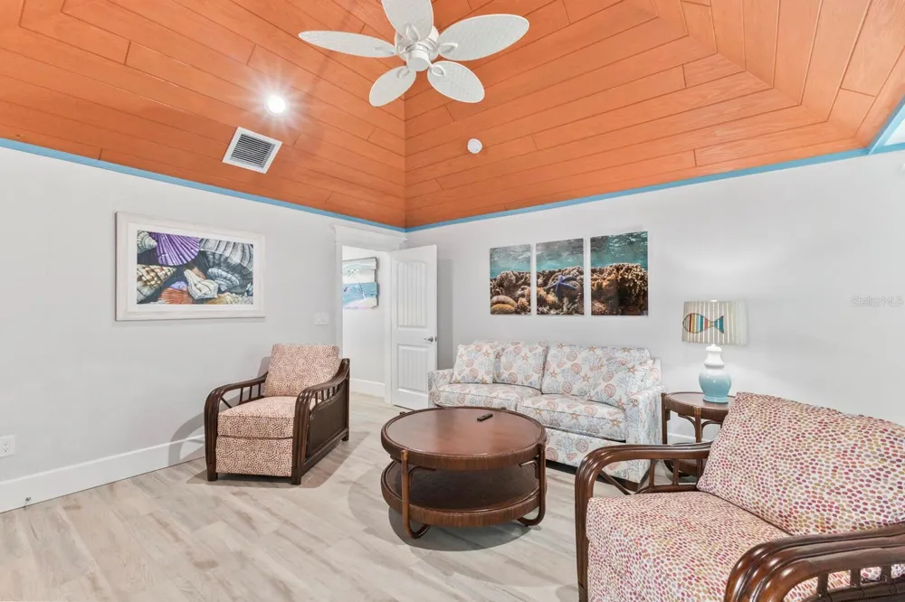 118 MANGROVE AVENUE Anna Maria, FL 34216