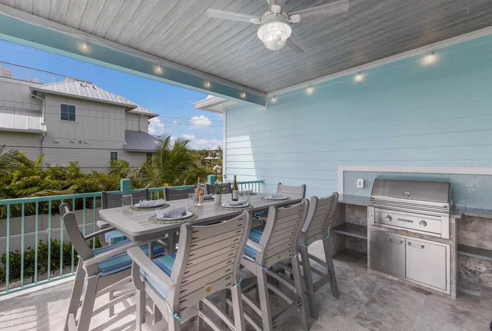 118 MANGROVE AVENUE Anna Maria, FL 34216