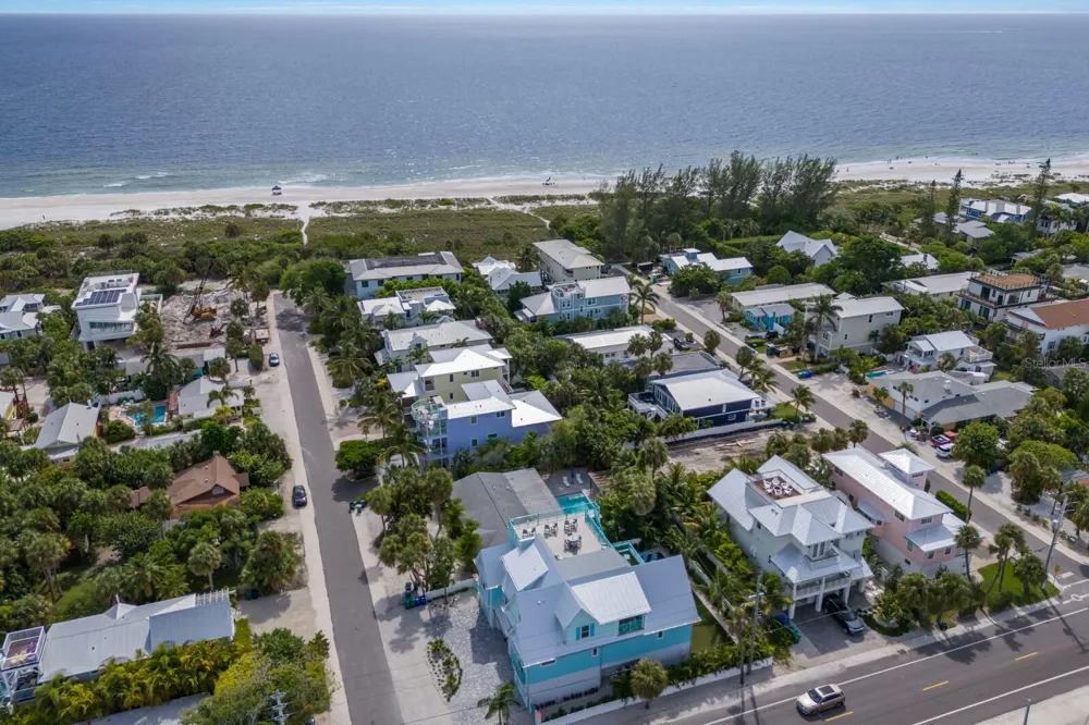 118 MANGROVE AVENUE Anna Maria, FL 34216