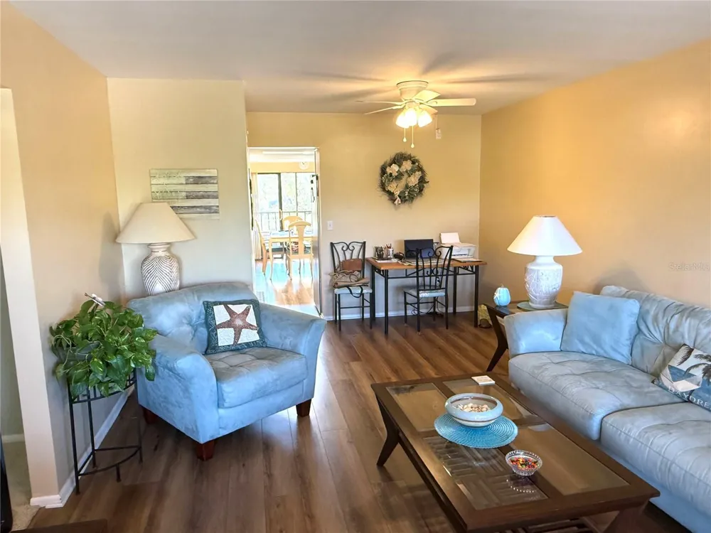 315 30TH AVENUE W #B305 Bradenton, FL 34205