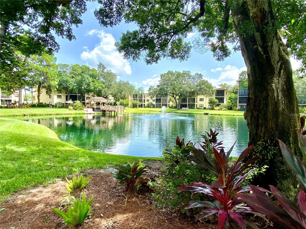 315 30TH AVENUE W #B305 Bradenton, FL 34205
