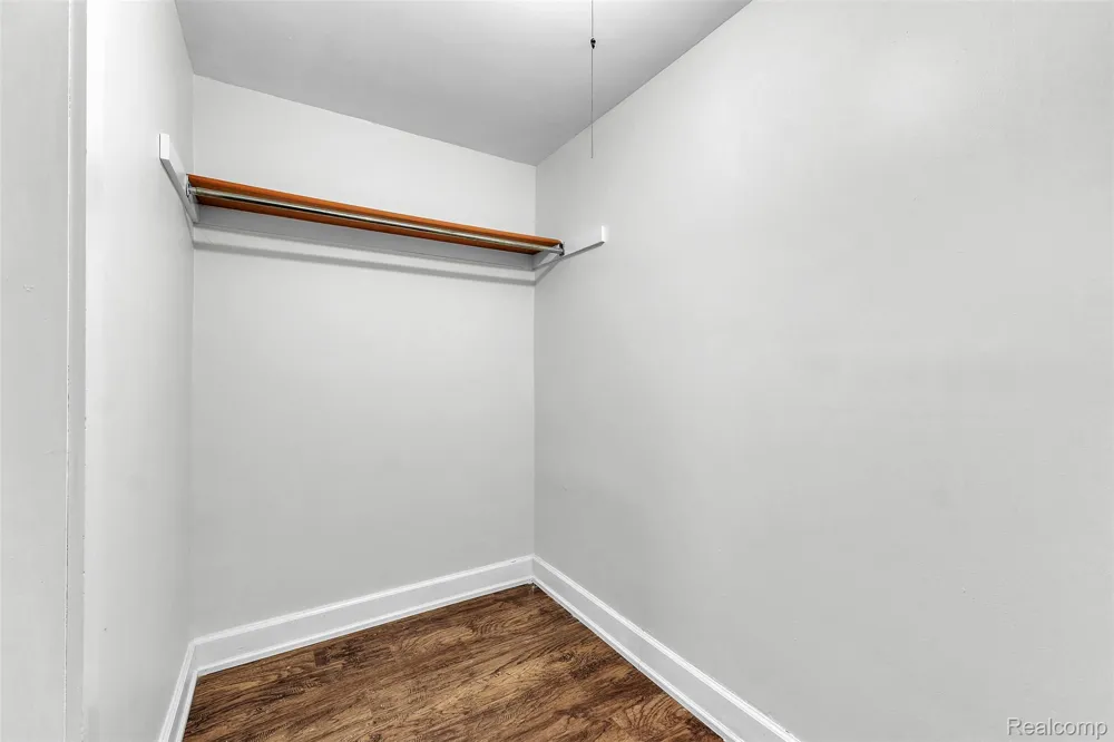 8165 Leonard Drive Holly Township, MI 48442