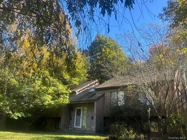 1203 OLD POST RD RTE 35 South Salem, NY 10590