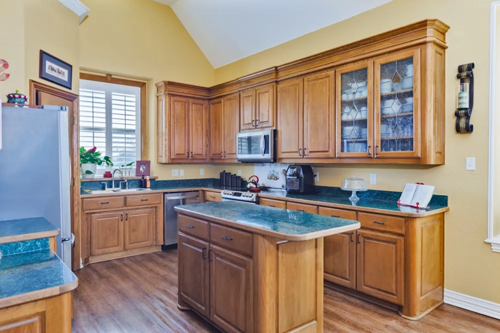 503 Port O Call Drive Runaway Bay, TX 76426