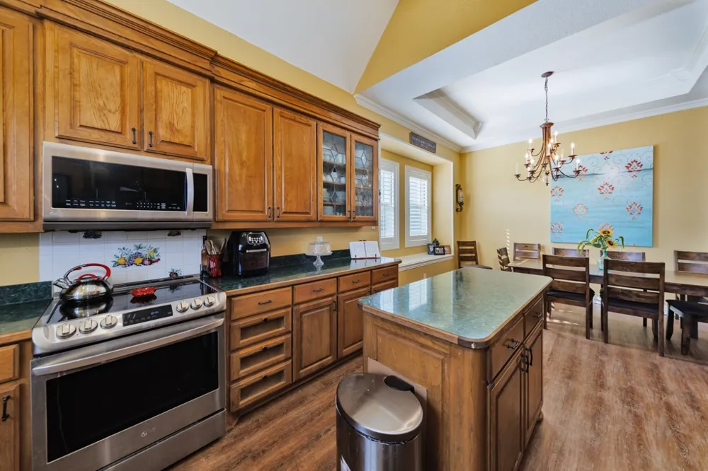 503 Port O Call Drive Runaway Bay, TX 76426