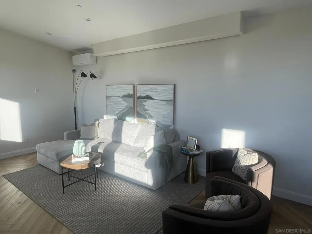 606 Camino De Orchidia Encinitas, CA 92024