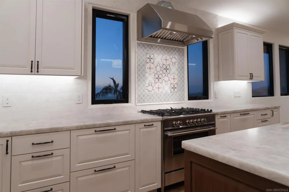 606 Camino De Orchidia Encinitas, CA 92024