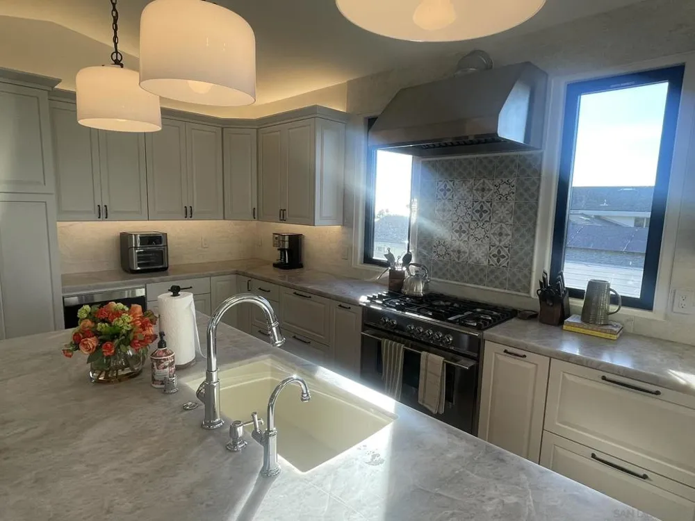 606 Camino De Orchidia Encinitas, CA 92024