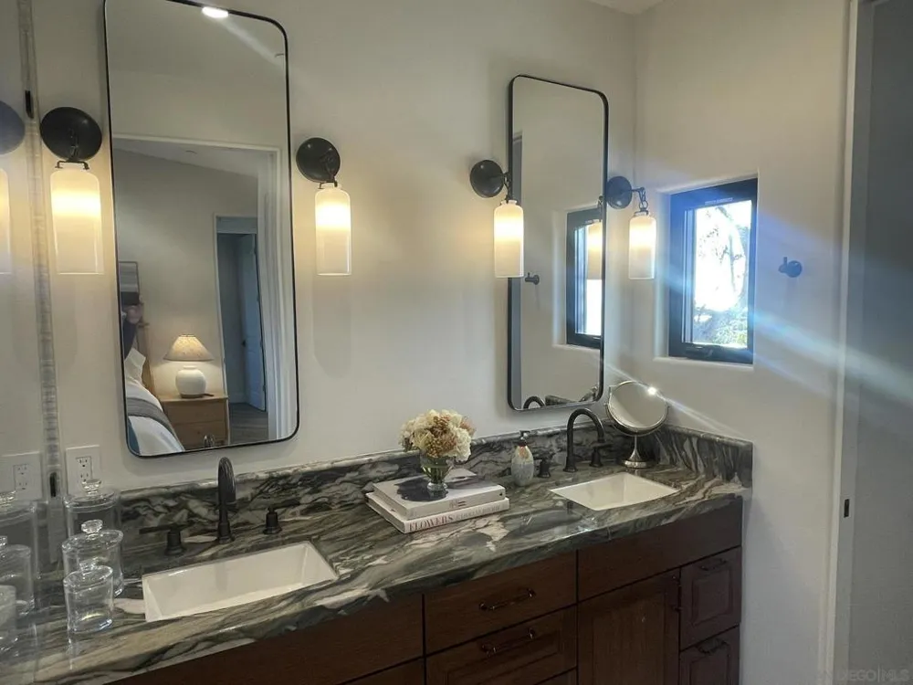 606 Camino De Orchidia Encinitas, CA 92024