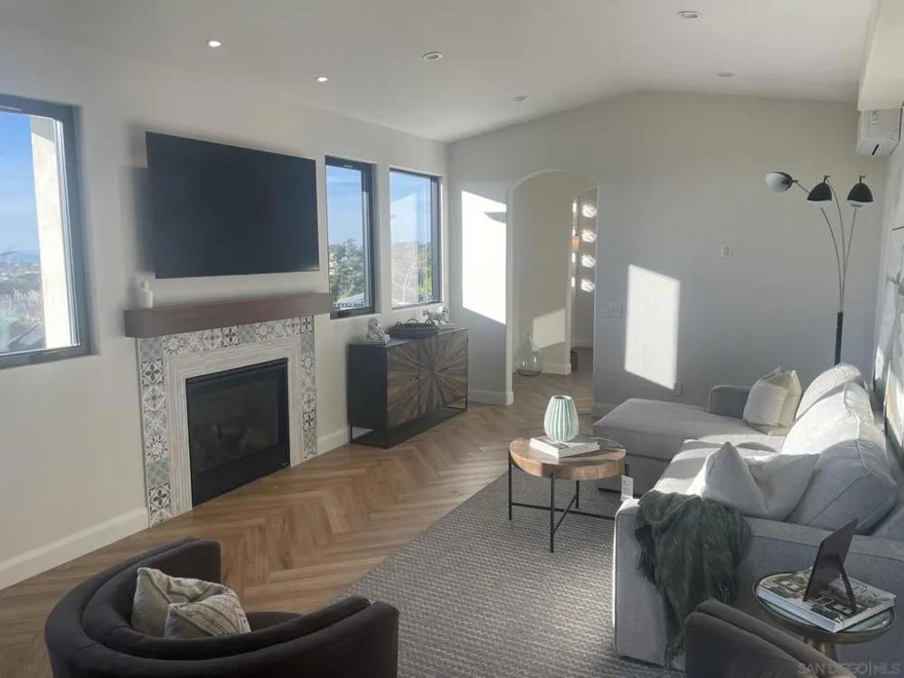 606 Camino De Orchidia Encinitas, CA 92024