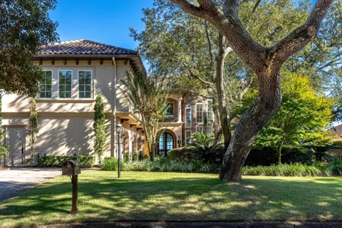 7 Bay Cove Lane