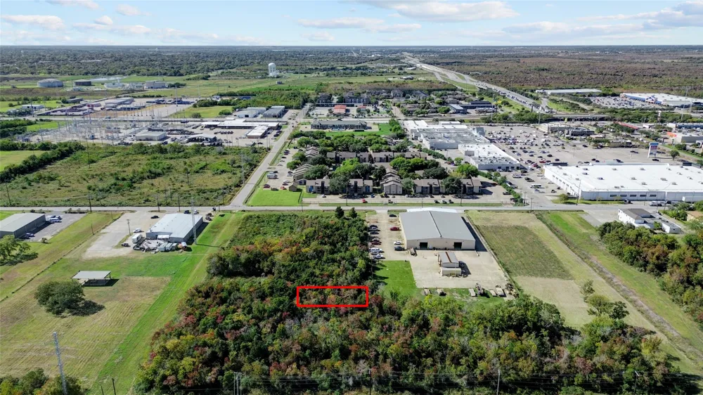 15 34th Street N @ 5th St N Texas City, TX 77590