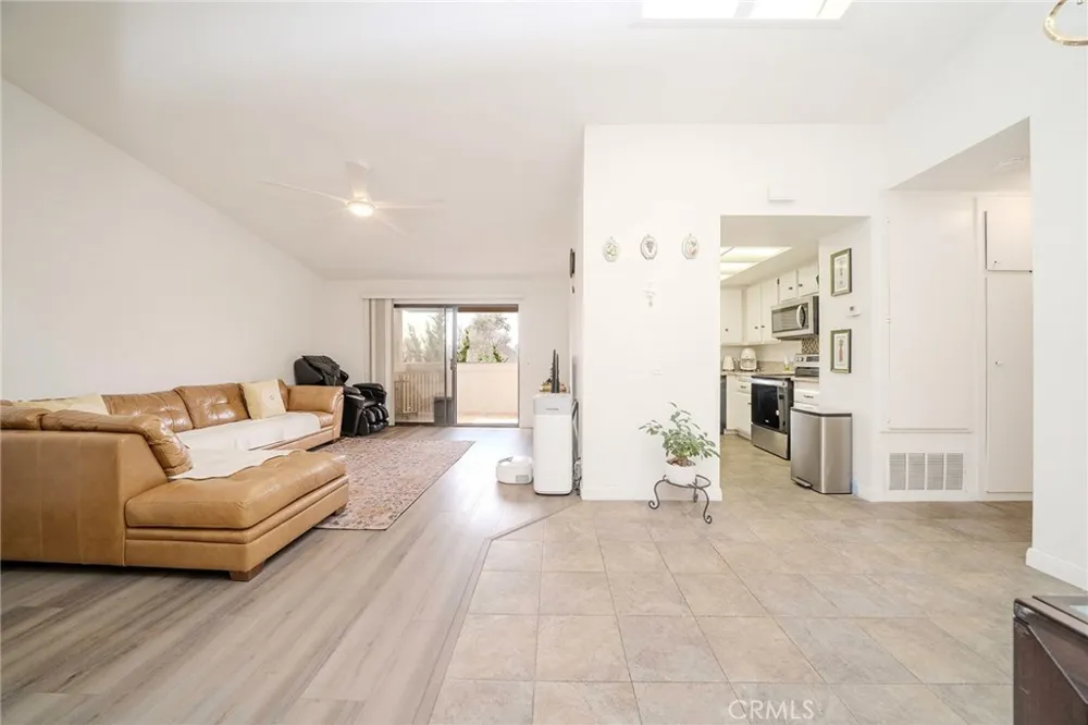 13526 La Jolla La Mirada, CA 90638