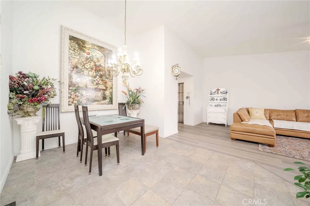 13526 La Jolla La Mirada, CA 90638