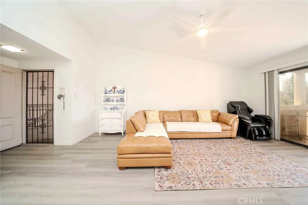 13526 La Jolla La Mirada, CA 90638
