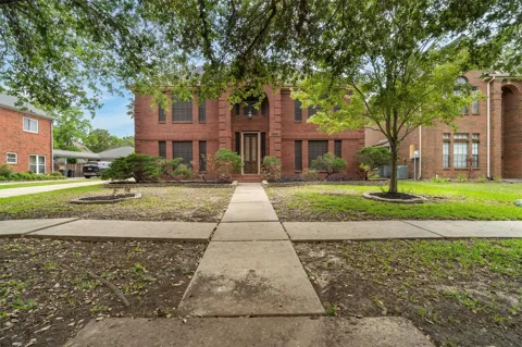 124 Lake Point Drive