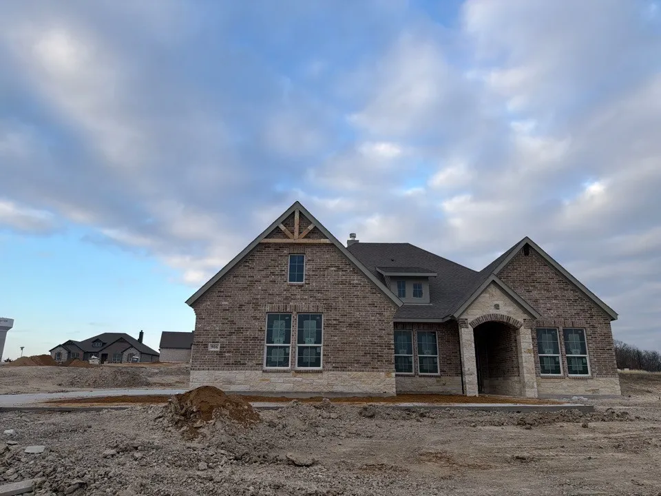 906 Perrin Lane Van Alstyne, TX 75495