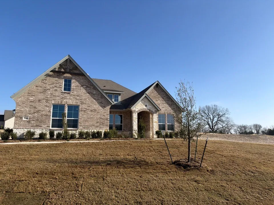 906 Perrin Lane Van Alstyne, TX 75495