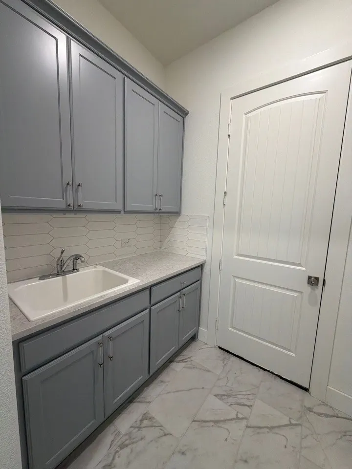 906 Perrin Lane Van Alstyne, TX 75495