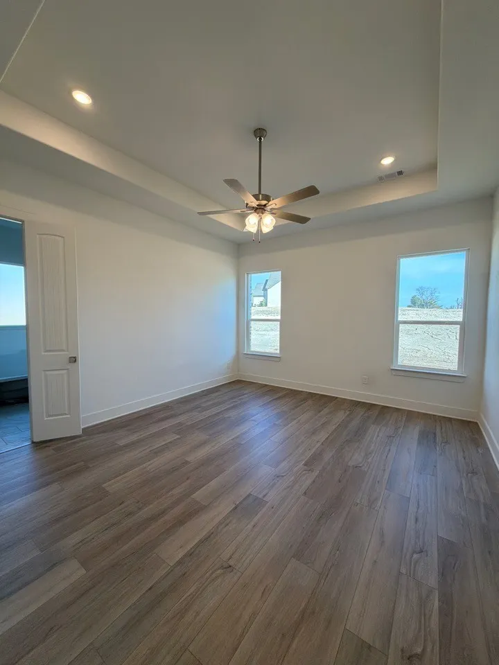 906 Perrin Lane Van Alstyne, TX 75495