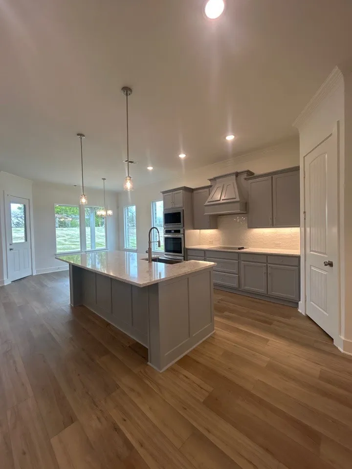 906 Perrin Lane Van Alstyne, TX 75495