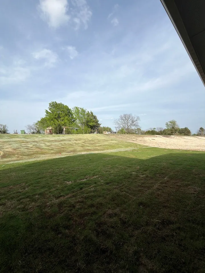 906 Perrin Lane Van Alstyne, TX 75495