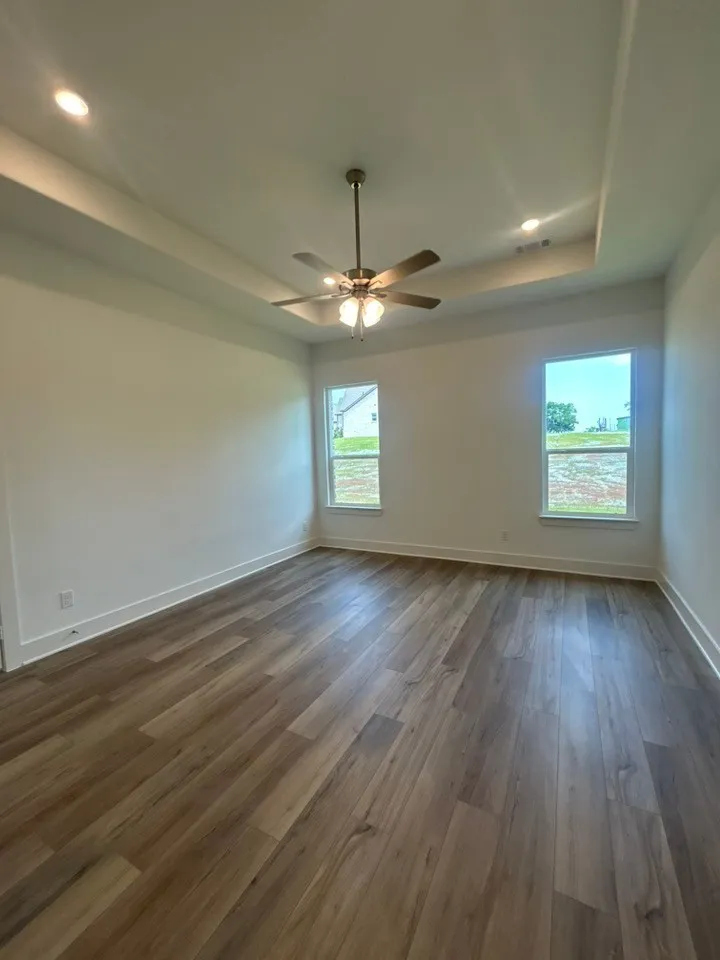 906 Perrin Lane Van Alstyne, TX 75495