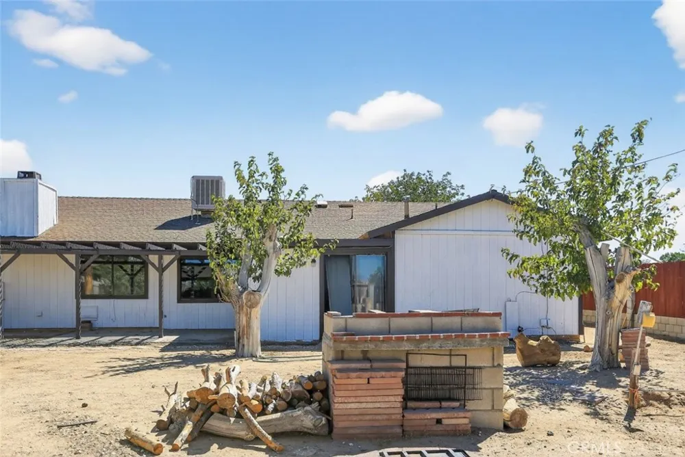 21101 Hacienda Boulevard California City, CA 93505