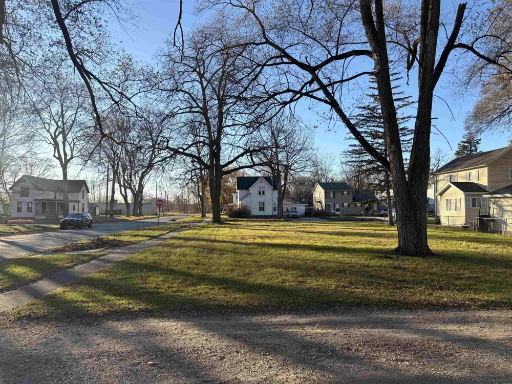 320 W Locust Mt Pleasant City, MI 48858