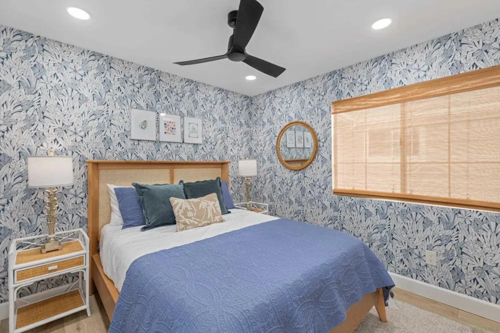 579 Hygeia #Unit A Encinitas, CA 92024