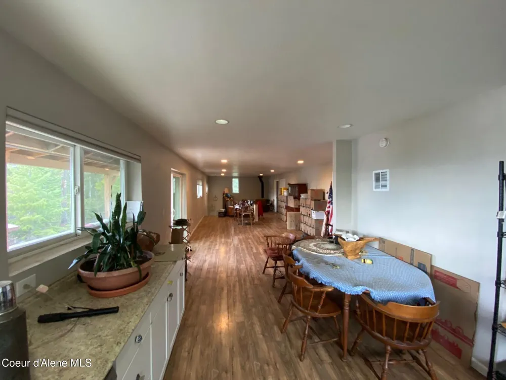 696 Raven Ridge Sandpoint, ID 83864